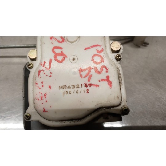 LATCH LOCK MITSUBISHI L200 2001>2002 used