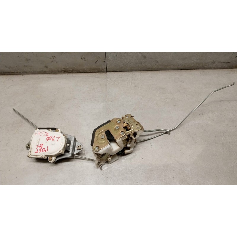 MITSUBISHI LATCH LOCK MITSUBISHI L200 2001>2002 used