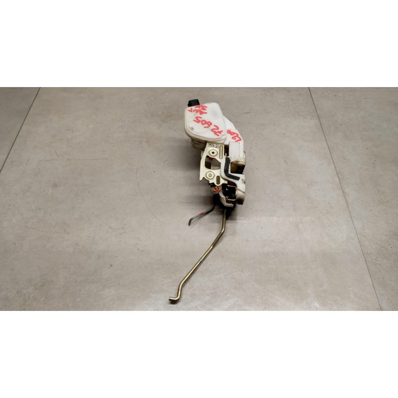 MITSUBISHI SERRATURA SCROCCO MITSUBISHI L200 2001>2002 usato