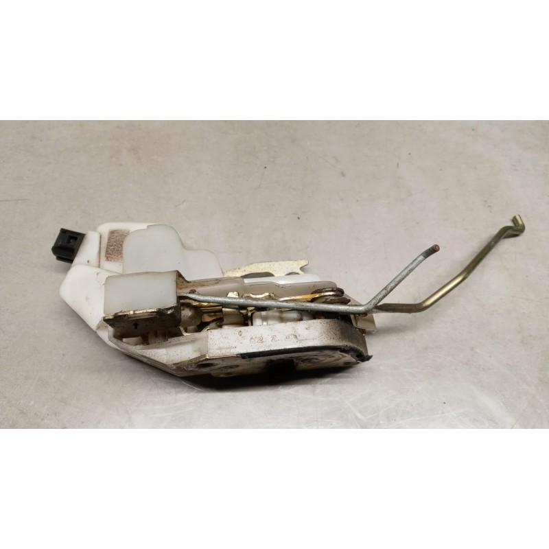 MITSUBISHI LATCH LOCK MITSUBISHI L200 2001>2002 used