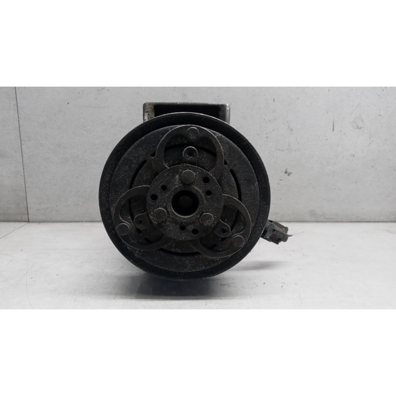 NISSAN truck COMPRESSORE ARIA CONDIZIONATA NISSAN truck Atleon usato