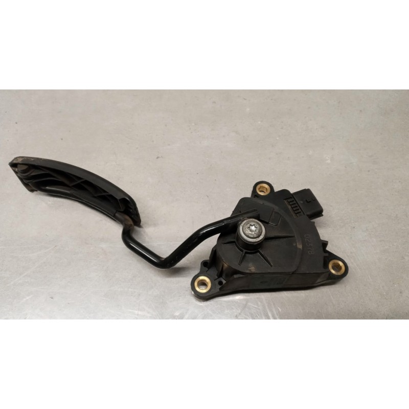 NISSAN truck PEDALE ACCELERAZIONE ELETTRONICO NISSAN truck Atleon usato