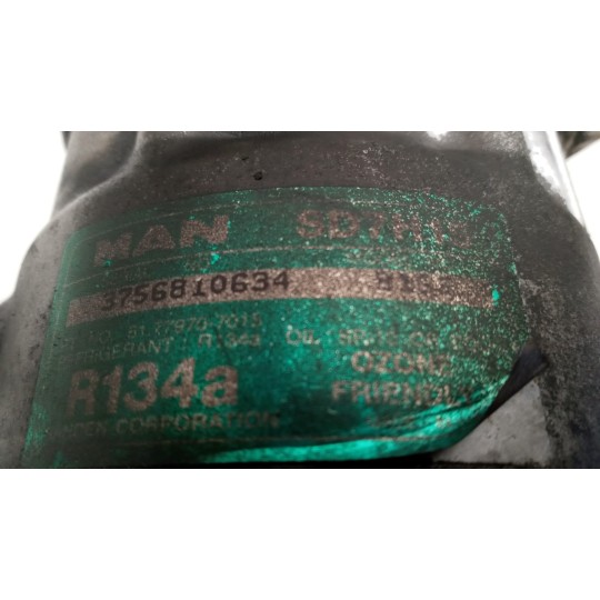 AIR CONDITIONER COMPRESSOR MAN TGM used