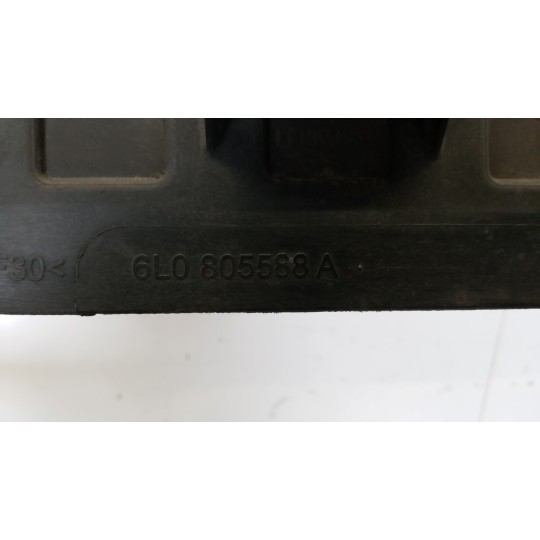 RIVESTIMENTO ANTERIORE COMPLETO SEAT Ibiza 2006>2008 usato