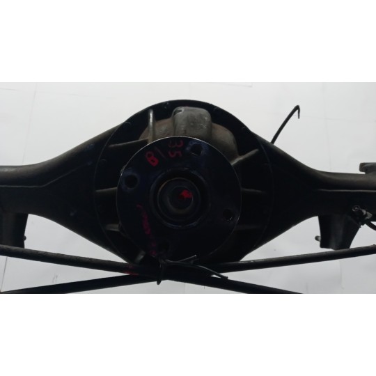 GRUPPO DIFFERENZIALE POSTERIORE NISSAN truck Atleon usato