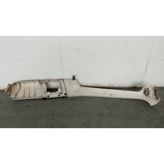 PLASTICHE ESTERNE VARIE NISSAN truck Atleon used