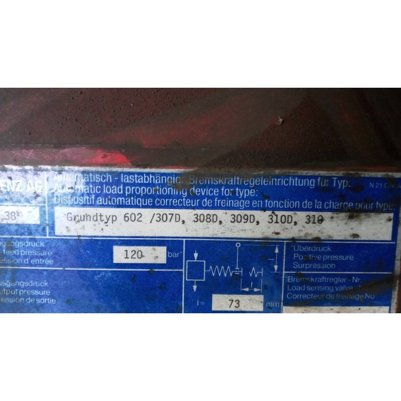 MERCEDES-BENZ van COFANO ANTERIORE MERCEDES-BENZ van MB 307 usato