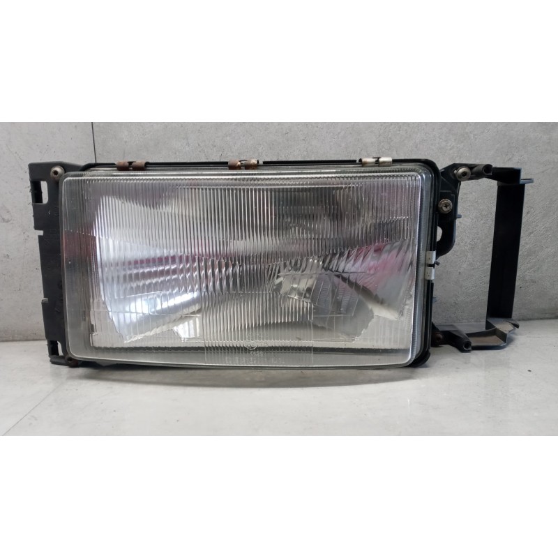SCANIA FARO ANTERIORE SINISTRO SCANIA 94 usato