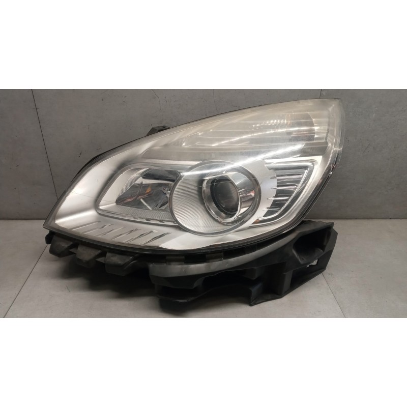 RENAULT FARO ANTERIORE SINISTRO RENAULT Scenic 2006>2009 usato