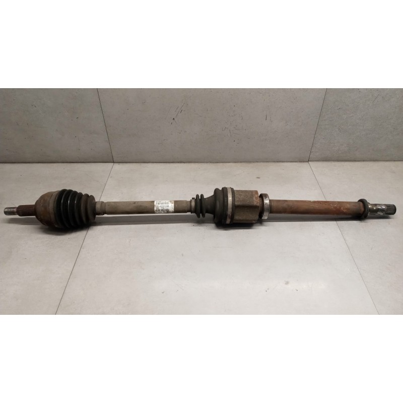 RENAULT SEMIASSE ANTERIORE DESTRO RENAULT Scenic 2006>2009 usato