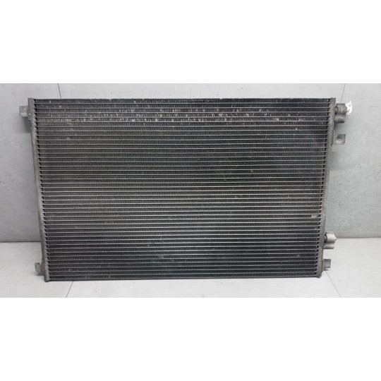 RADIATORE CLIMATIZZATORE RENAULT Scenic 2006>2009 usato