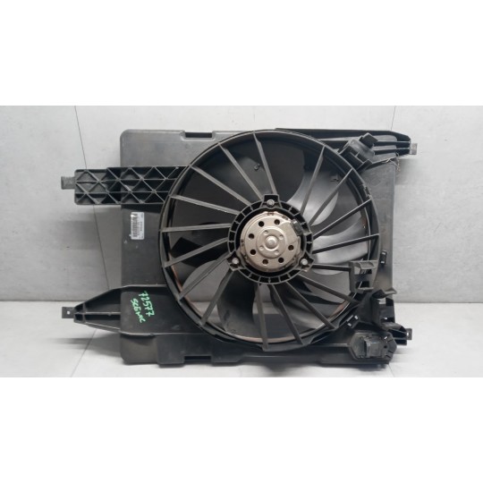 CONVOGLIATORE ELETTROVENTOLA RENAULT Scenic 2006>2009 usato