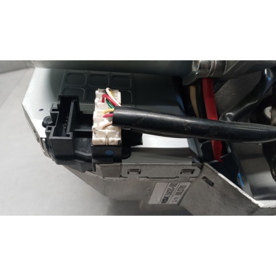 PIANTONE STERZO RENAULT Kangoo 2008>2013 usato