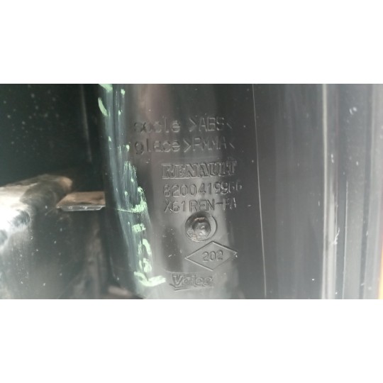 FARO POSTERIORE ESTERNO SINISTRO RENAULT Kangoo 2008>2013 usato