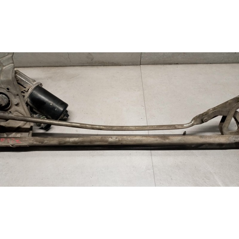 VOLVO truck windshield wiper motor VOLVO truck FH13 used