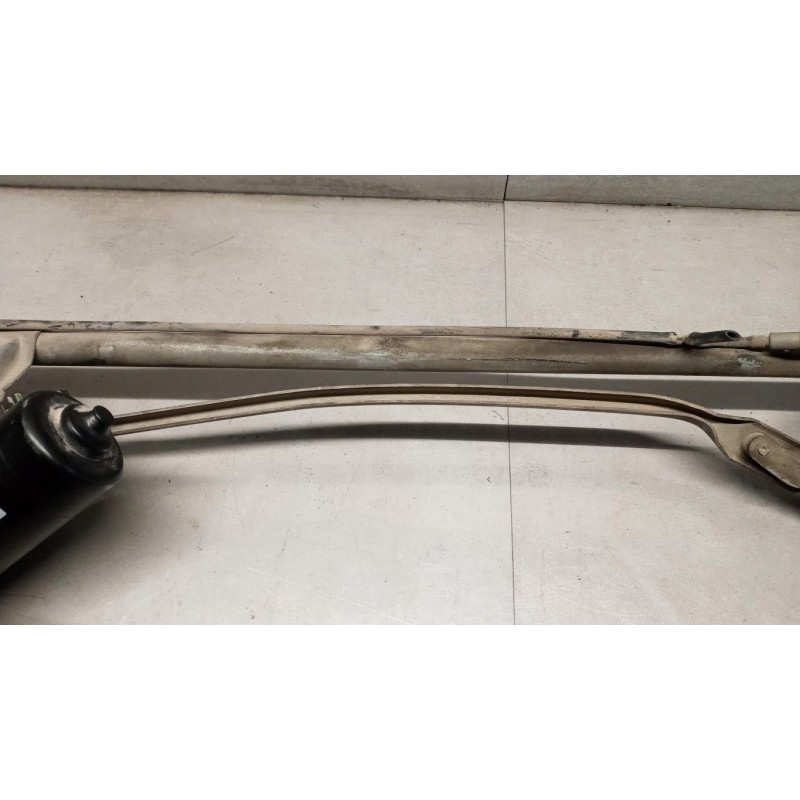 VOLVO truck windshield wiper motor VOLVO truck FH13 used