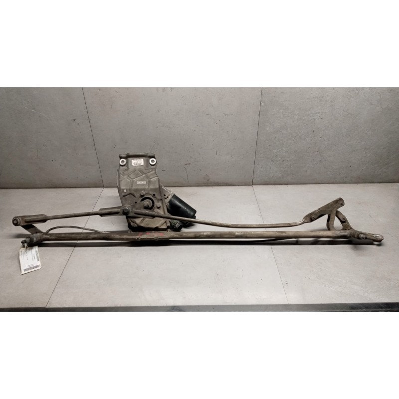 VOLVO truck windshield wiper motor VOLVO truck FH13 used