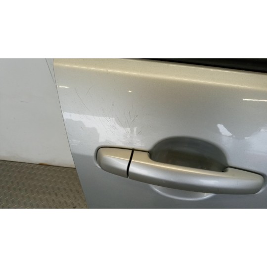 RIGHT FRONT DOOR  SUZUKI Splash 2008> used