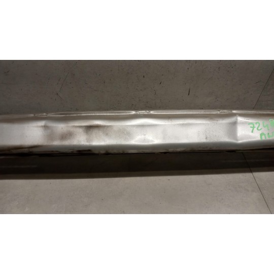 TRAVERSA ANTERIORE PARAURTO SUZUKI Splash 2008> usato