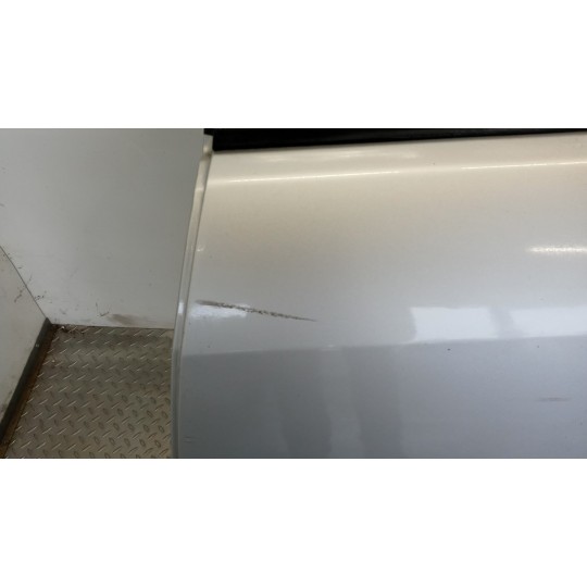 LEFT REAR DOOR  SUZUKI Splash 2008> used