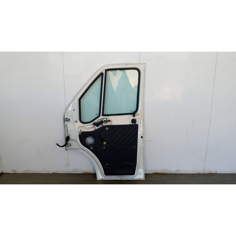 FIAT van RIGHT FRONT DOOR  FIAT van Ducato 2002>2006 used