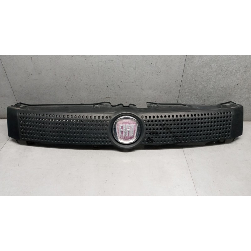 FIAT MASCHERINE FIAT Panda 2010>2012 usato