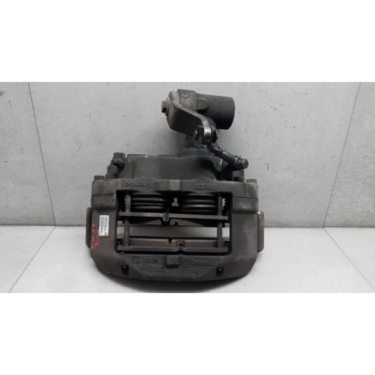 PINZA POSTERIORE DESTRA IVECO EUROCARGO 1994>2000 usato